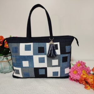 Handbag Square in Square